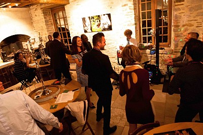 Apéritif dansant animé par Thierry Saumande (photo : ESC Pau) 